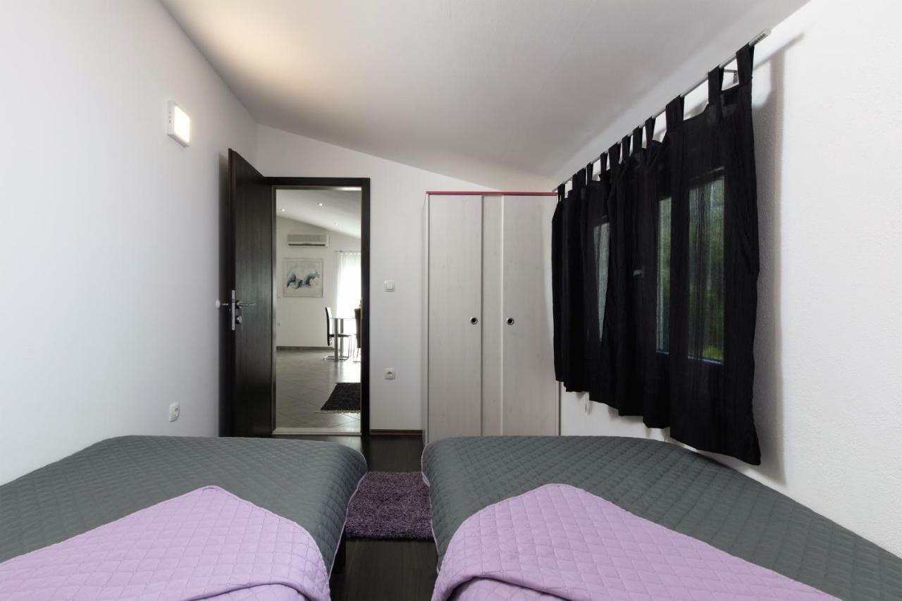 Apartments Bubalo Omis Luaran gambar