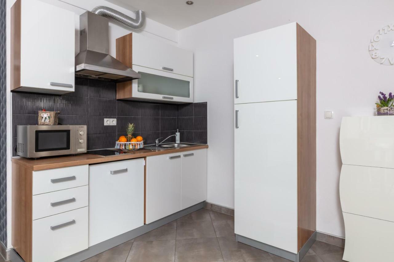 Apartments Bubalo Omis Luaran gambar