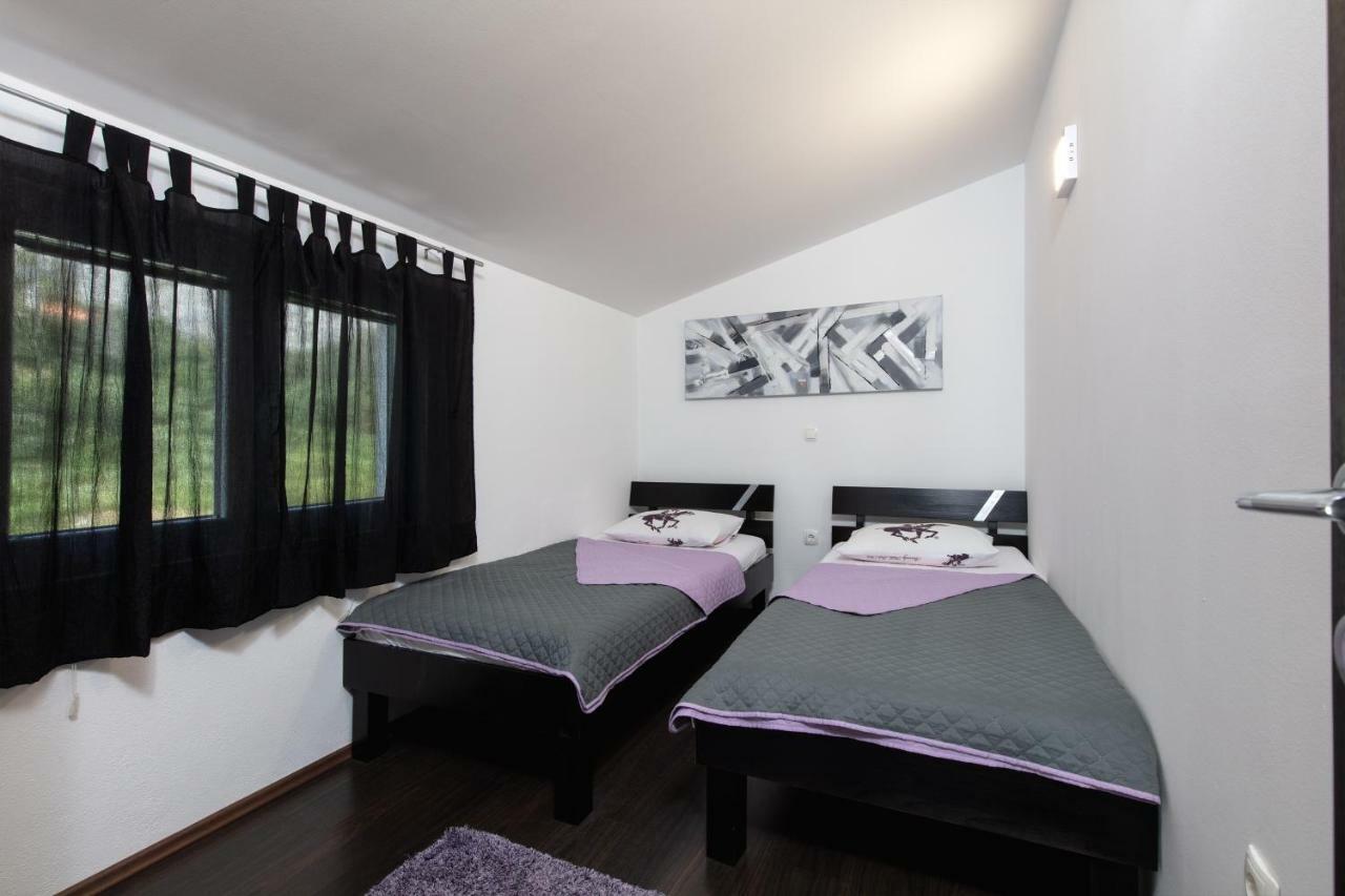 Apartments Bubalo Omis Luaran gambar