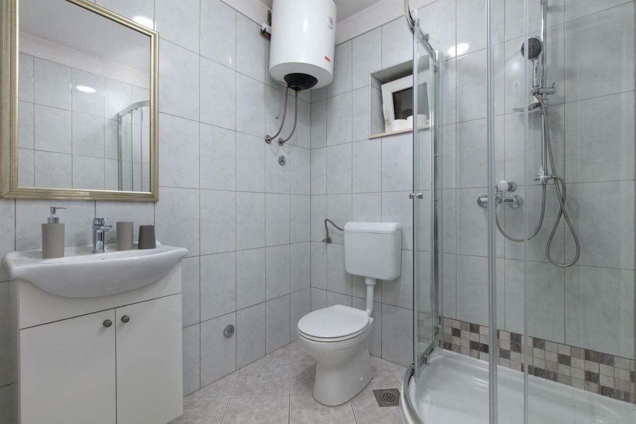 Apartments Bubalo Omis Luaran gambar