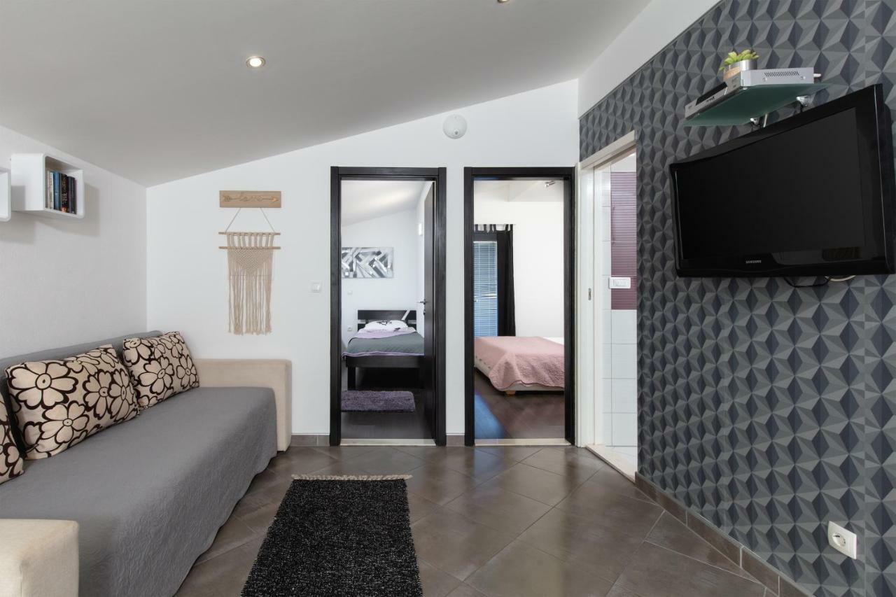 Apartments Bubalo Omis Luaran gambar